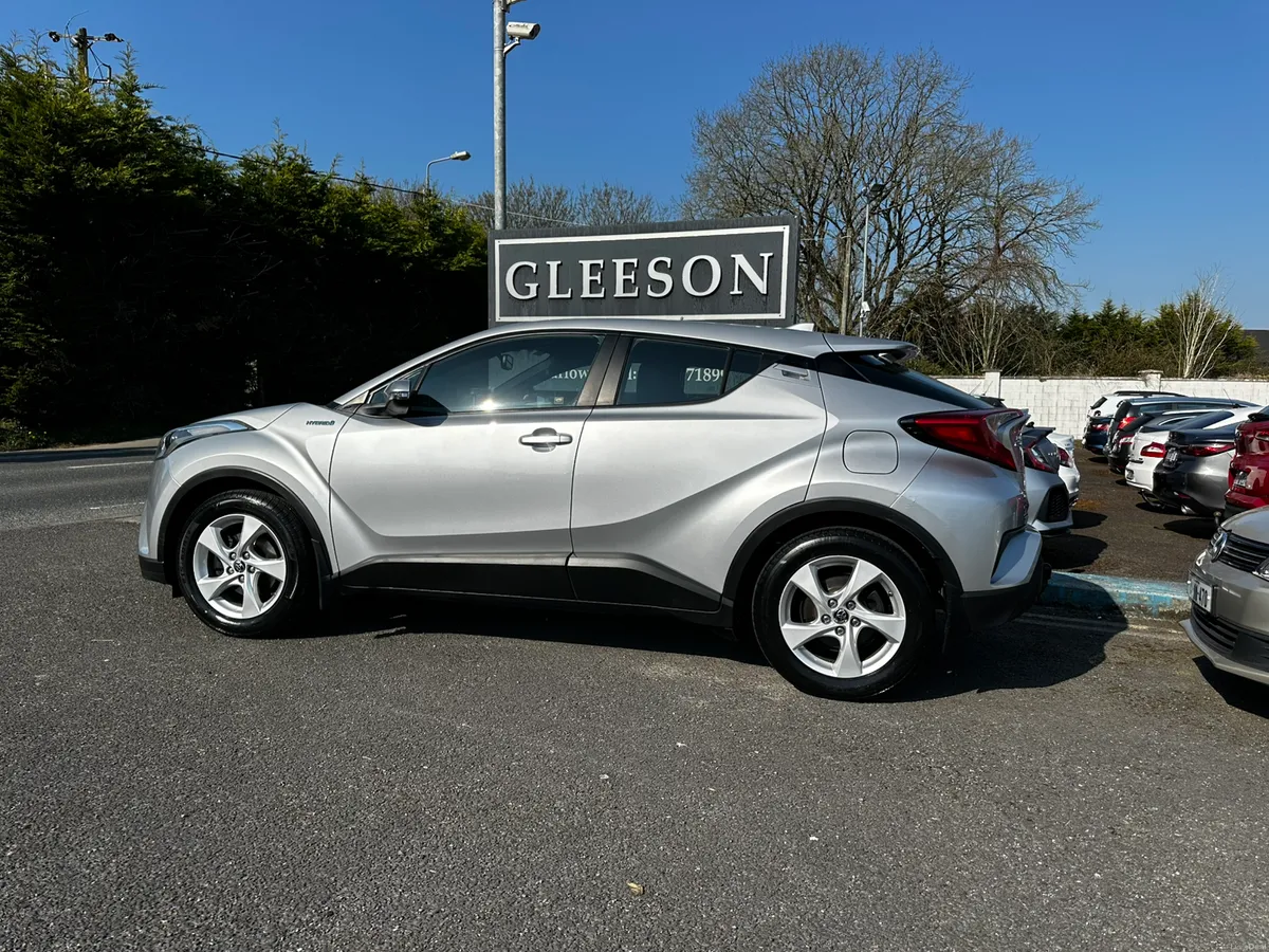 2017 Toyota CH-R Hybrid Petrol Automatic. - Image 3