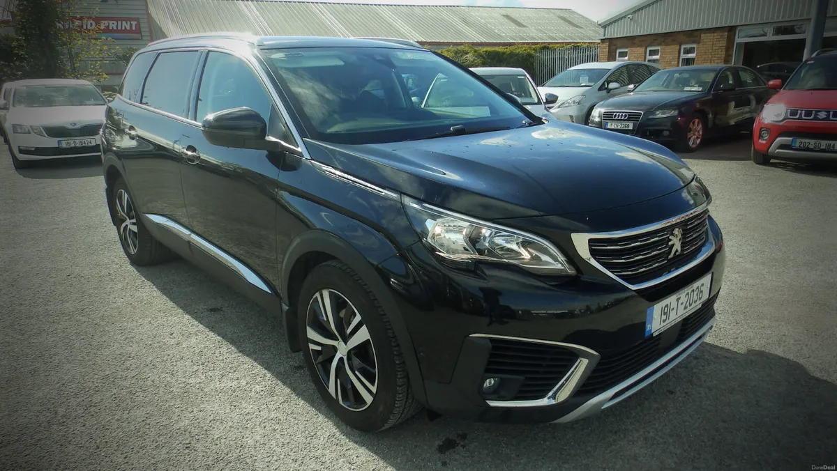 192 Peugeot 5008 1.2 PETROL ALLURE  7 SEATER - Image 2