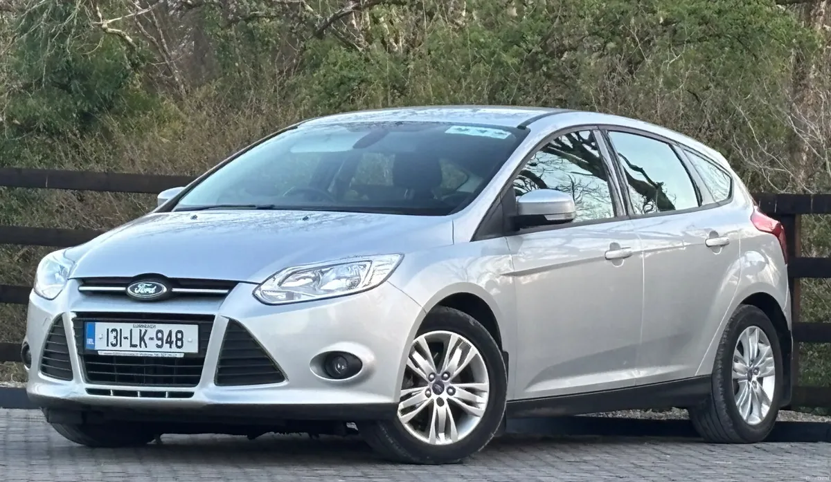 Ford Focus 2013 - Image 2
