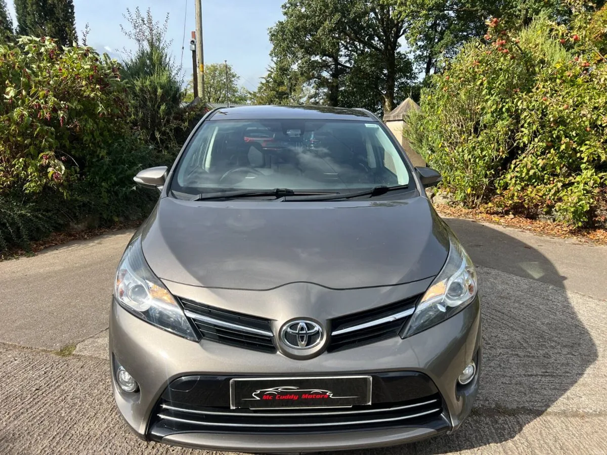 2016 Toyota Verso Design TSS 1.6 D-4D - Image 3