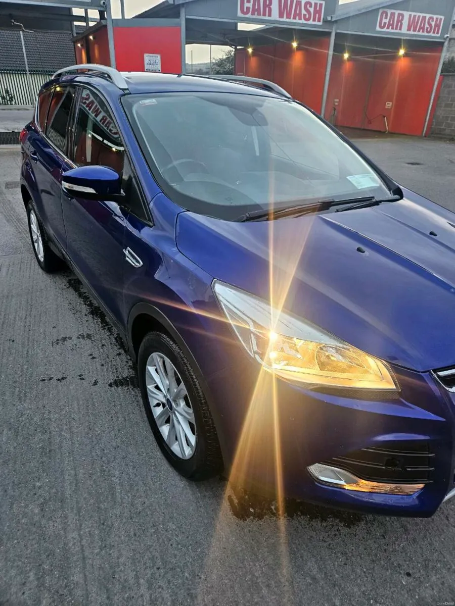 2017 KUGA - Image 3