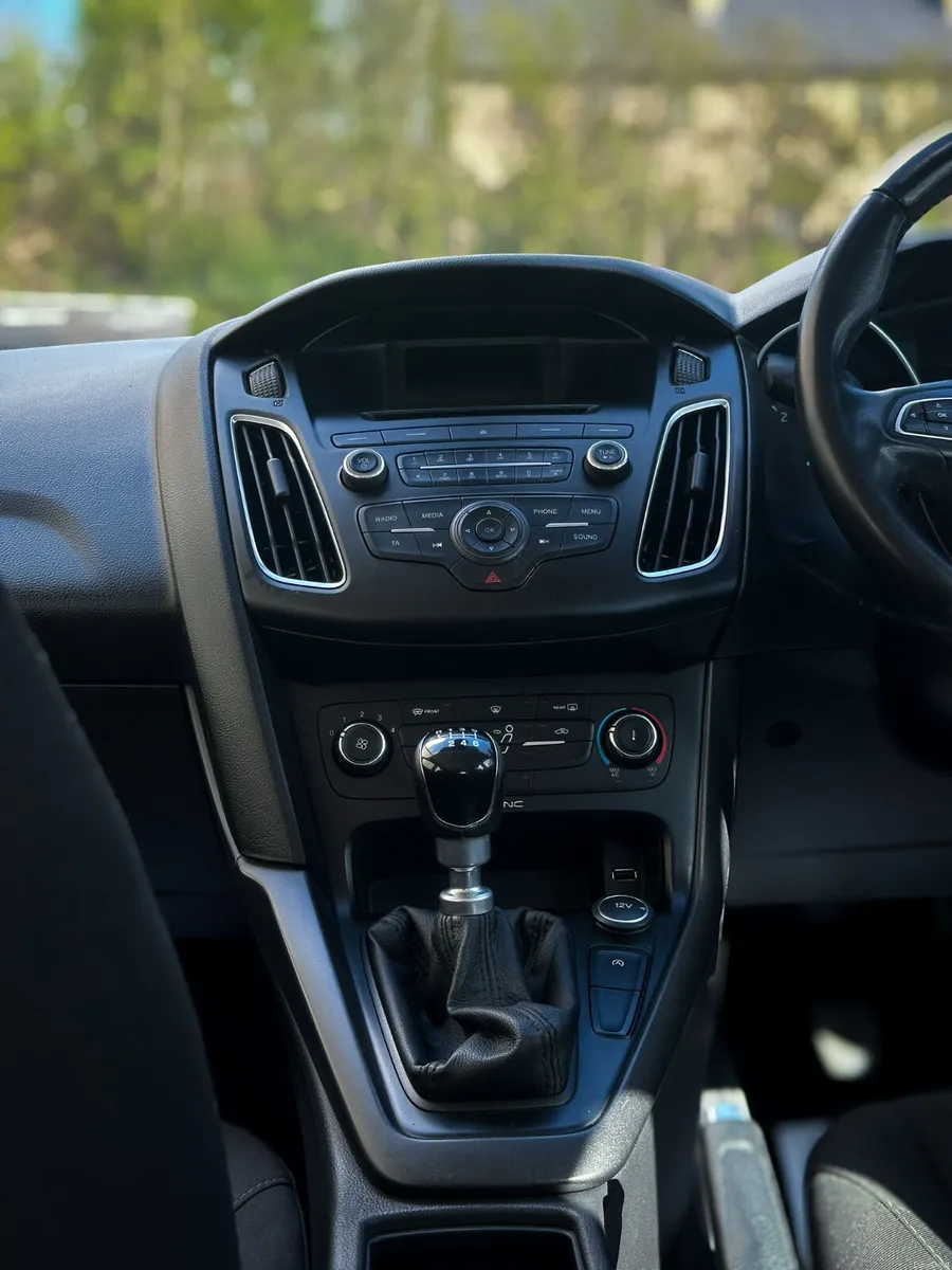 Ford Focus 2015 - Image 3