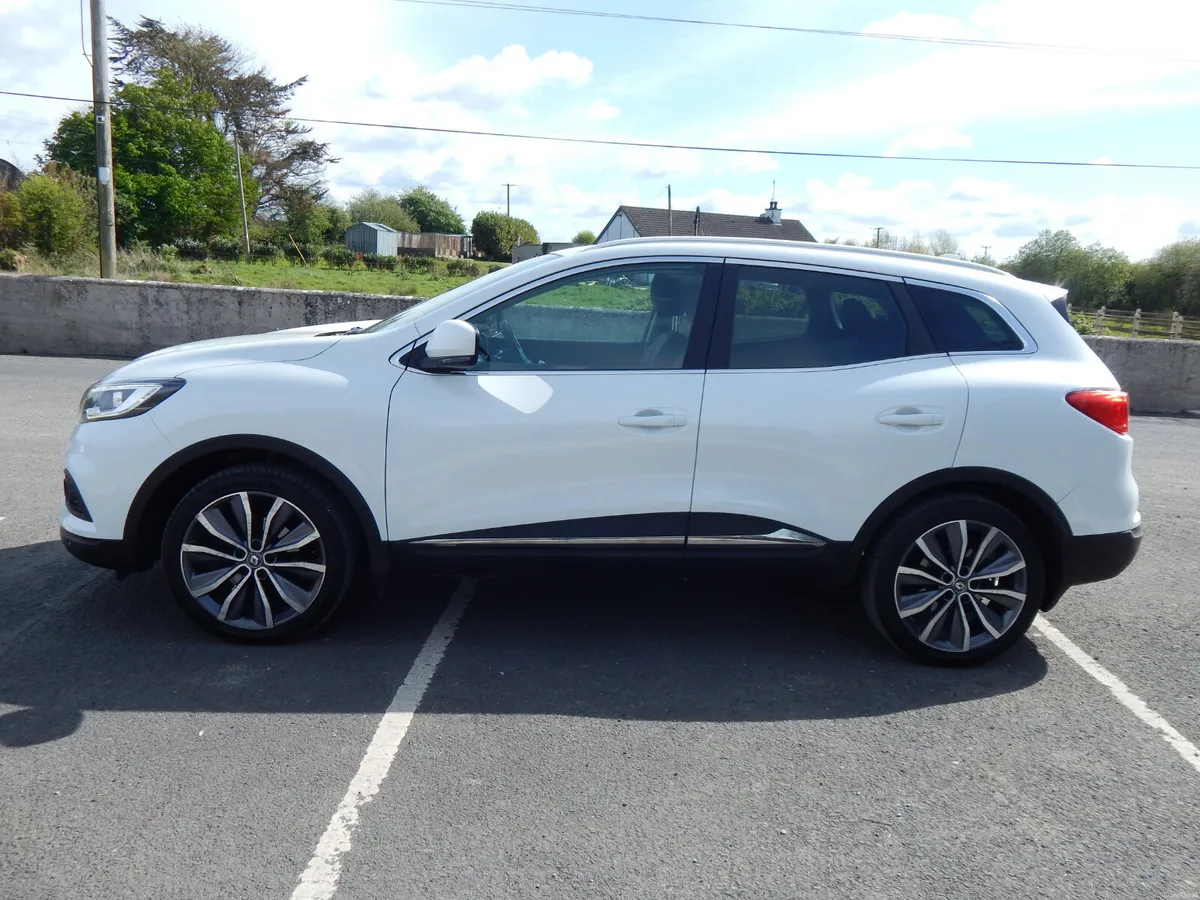 2019 Renault Kadjar 86 kms Tax & Test 07/27 - Image 5