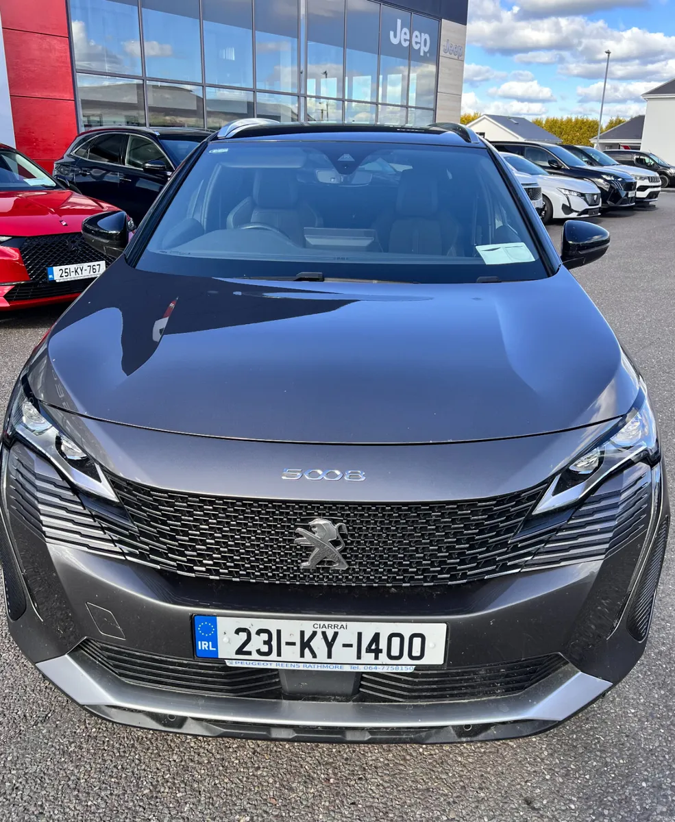 Peugeot 5008 2023 - Image 2