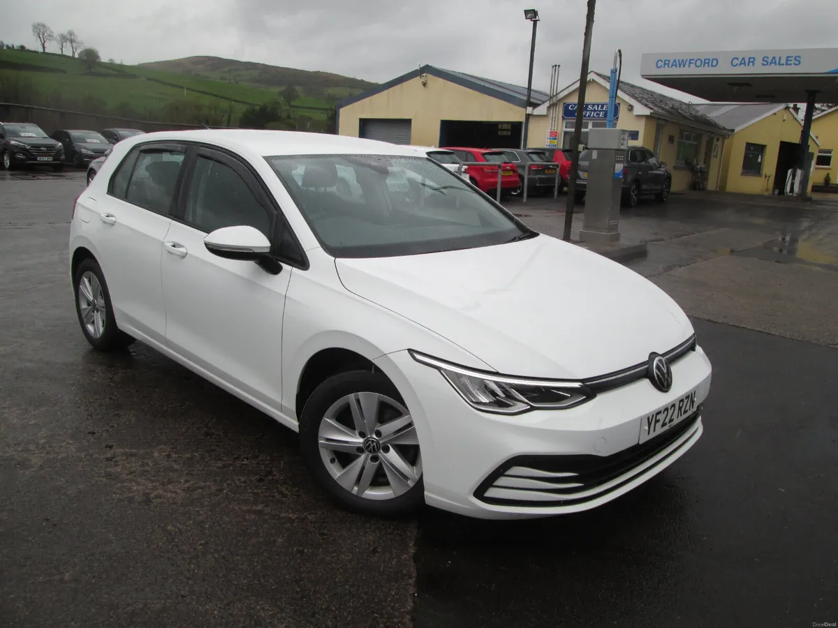 2022  VW   GOLF  2.0  TDI  115 LIFE  5DR - Image 1