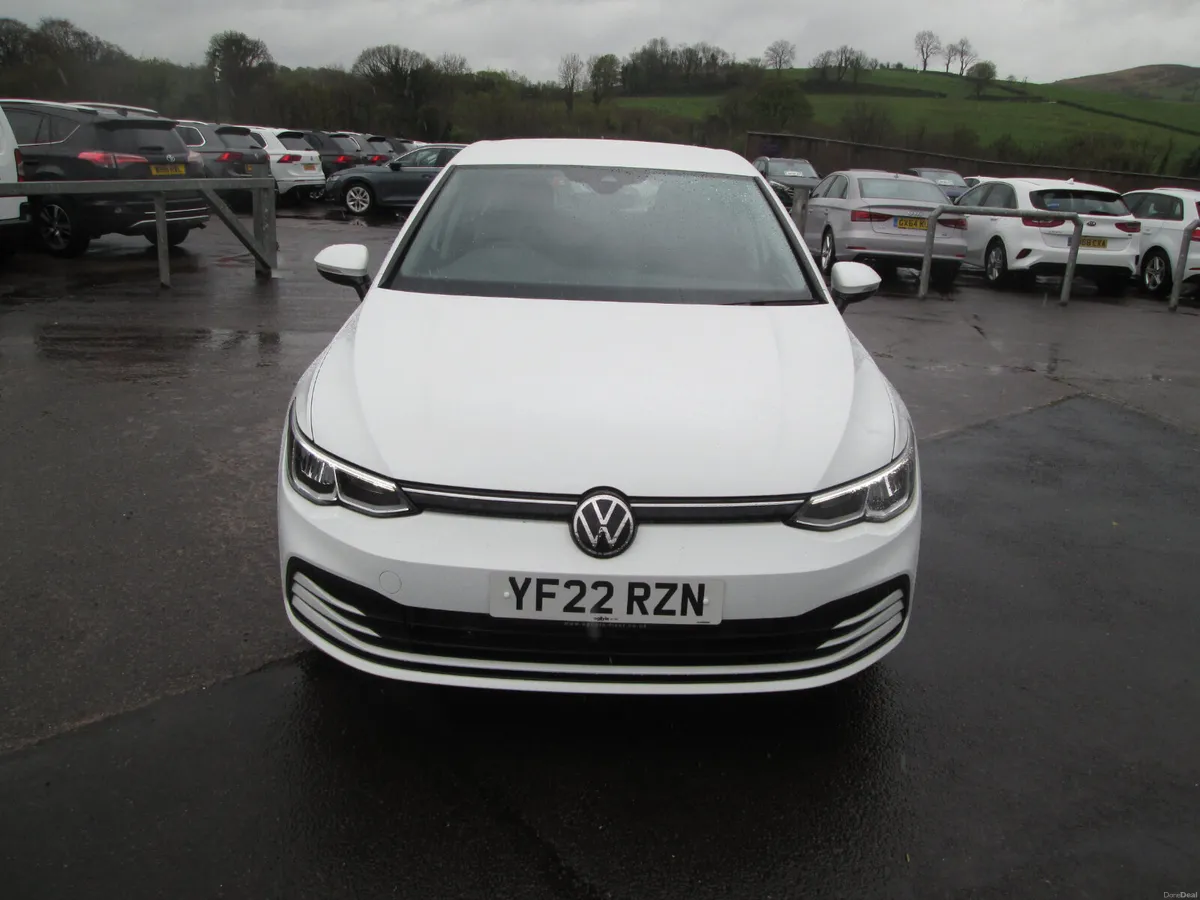 2022  VW   GOLF  2.0  TDI  115 LIFE  5DR - Image 3