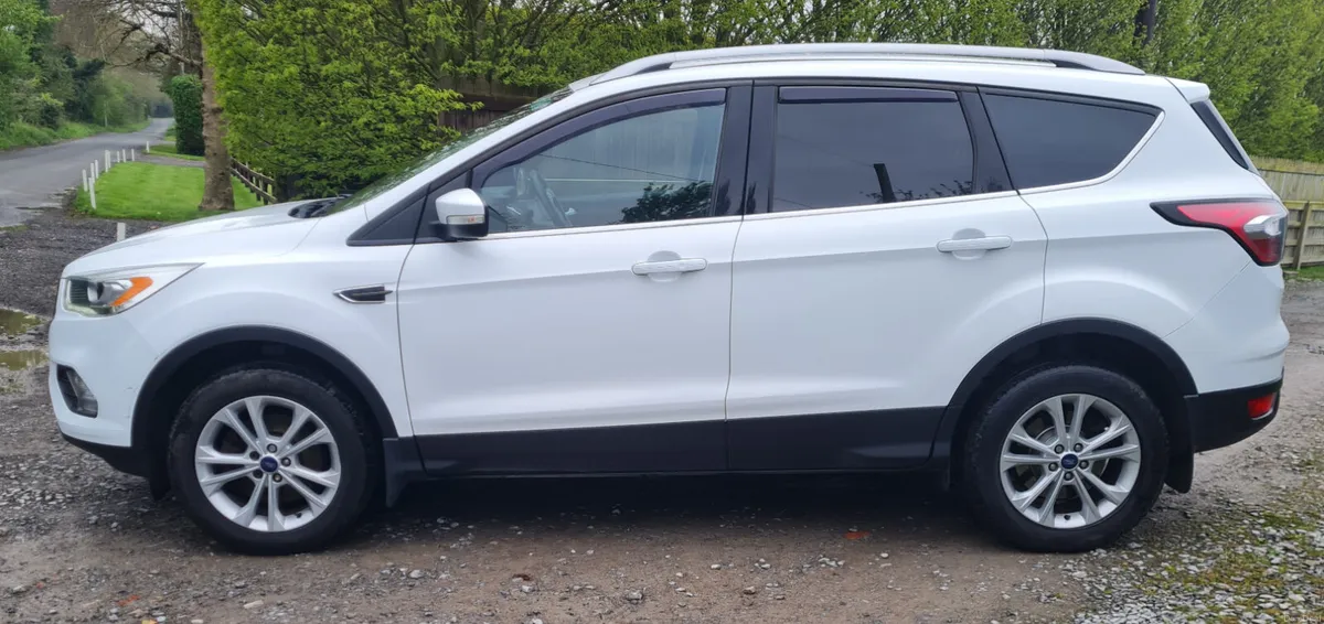 Ford Kuga 2017 - Image 6