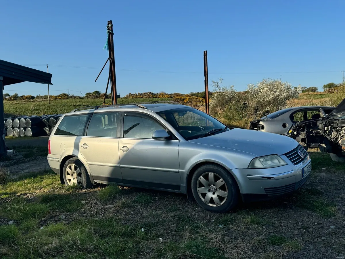 B5.5 Passat Estate 130bhp 6 speed sport - Image 1