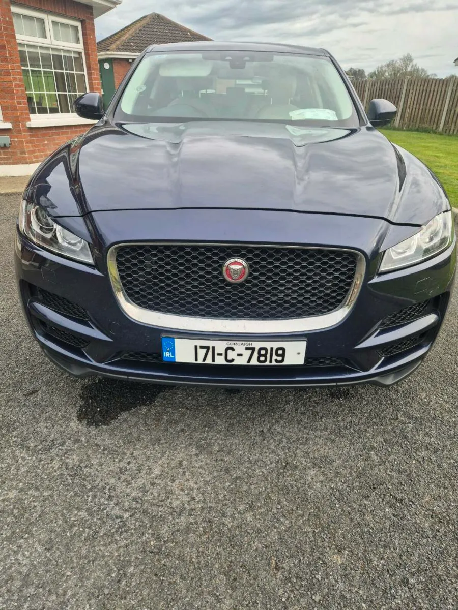 Jaguar F Pace - Image 3
