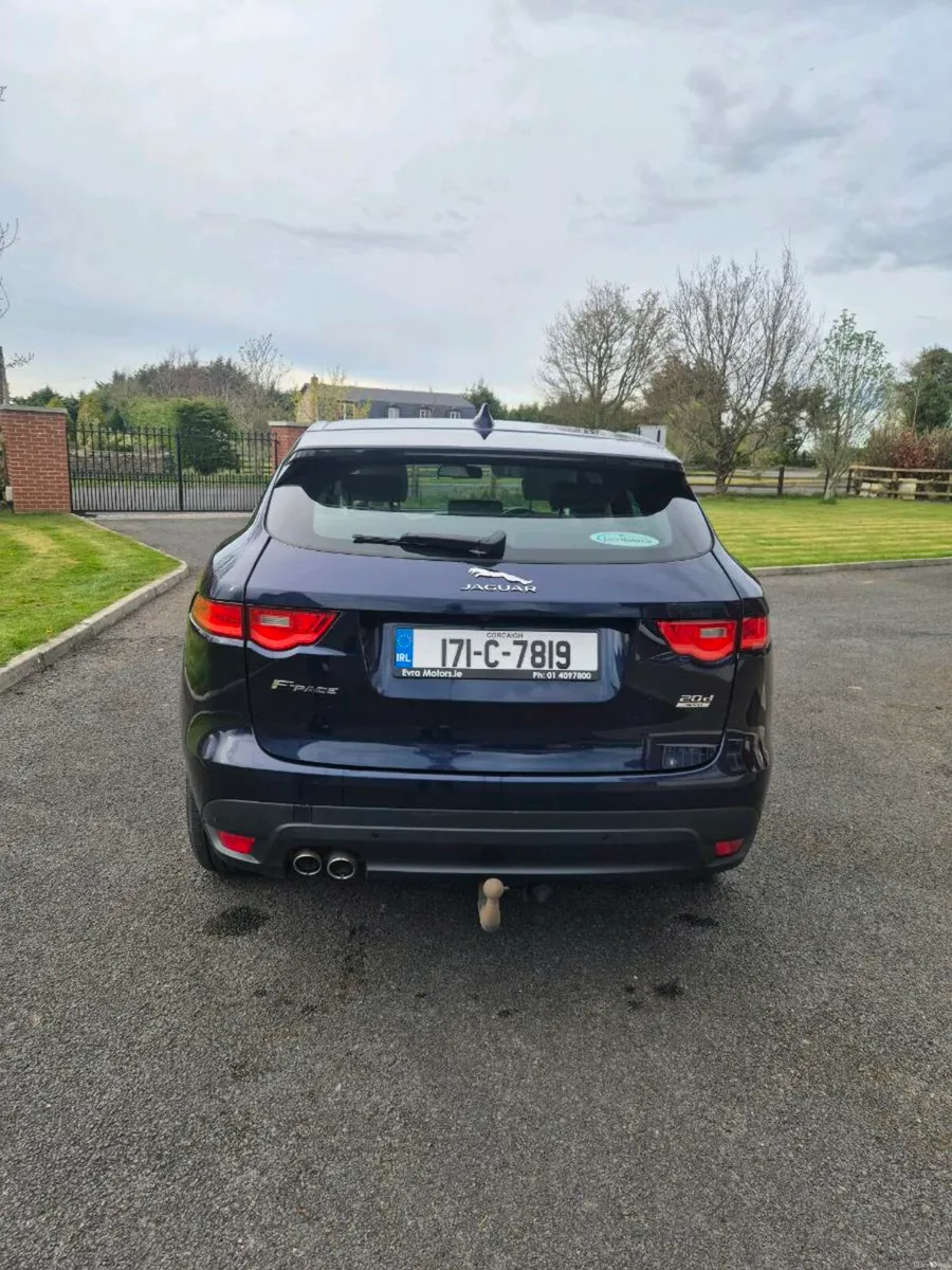 Jaguar F Pace - Image 4