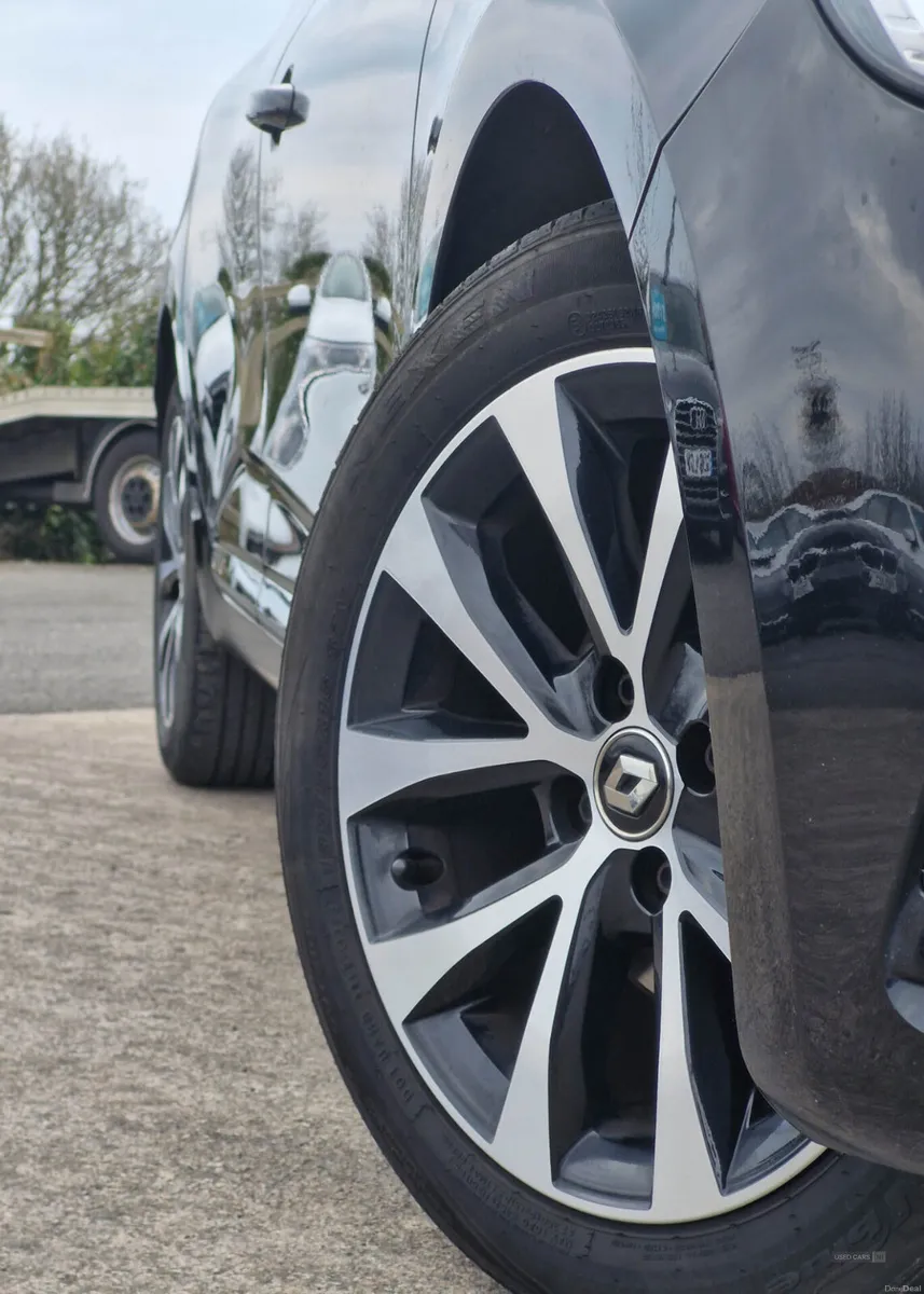 2020 Renault Clio 1.0 TCe 100 Iconic - Image 3