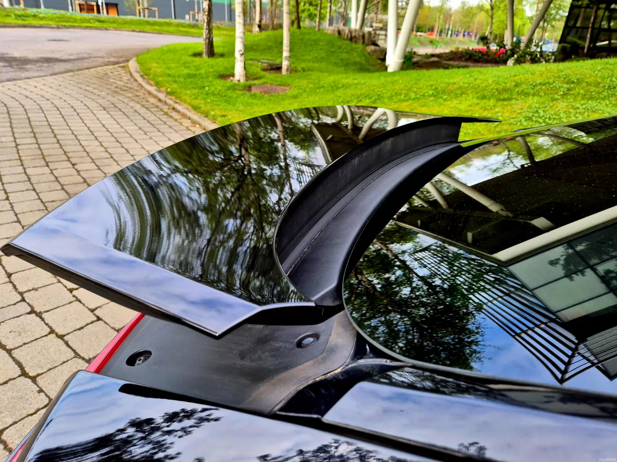 172 Porsche Panamera 4 V6 e-Hybrid 456Bhp - Image 3