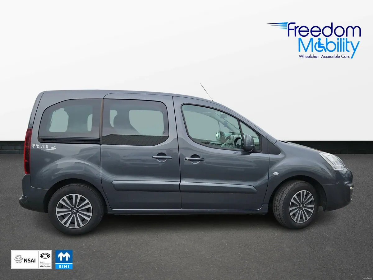 Peugeot Partner wheelchair access - Image 4