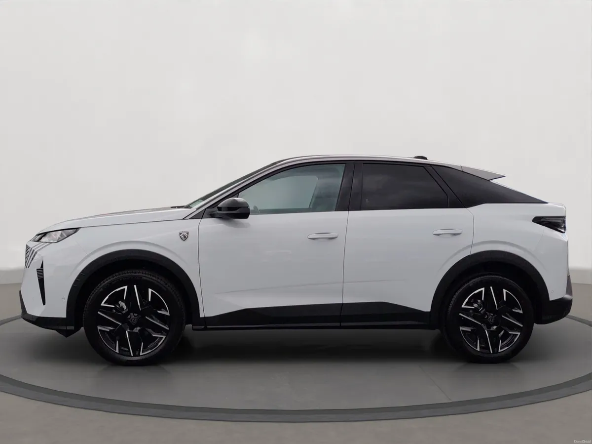 PEUGEOT 3008 GT Hybrid - Image 5