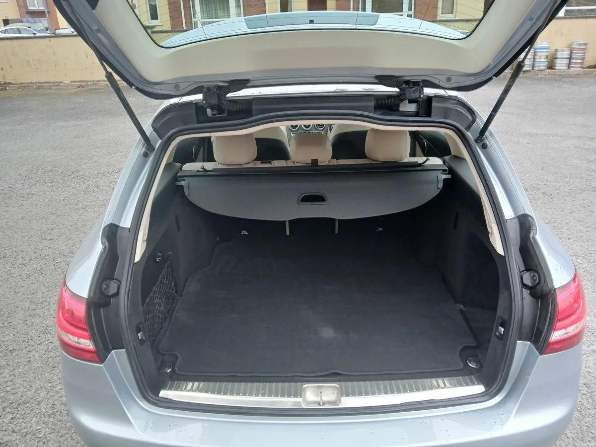 Mercedes-Benz C-Class 2016 est auto trade or swap - Image 4