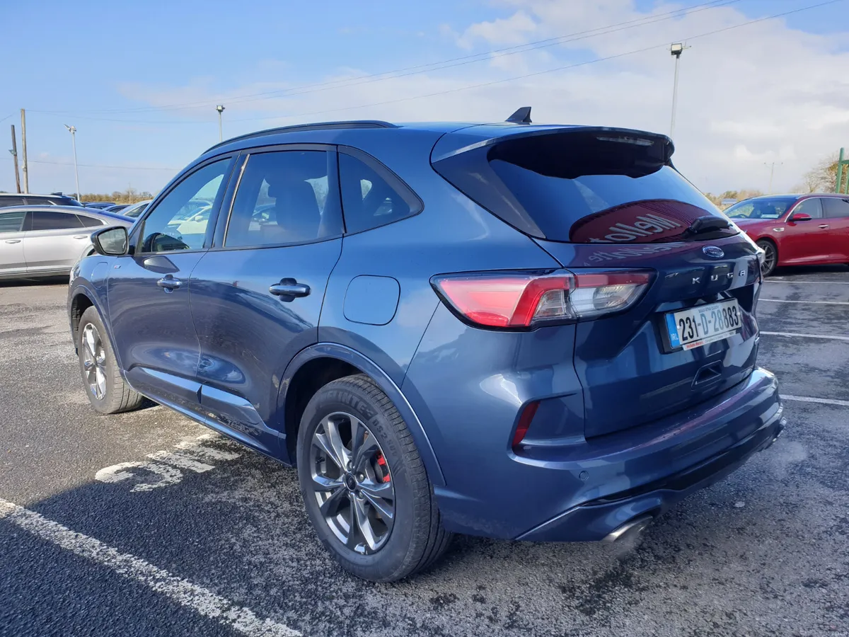 Ford Kuga PHEV ST LINE X 225BHP - Image 4