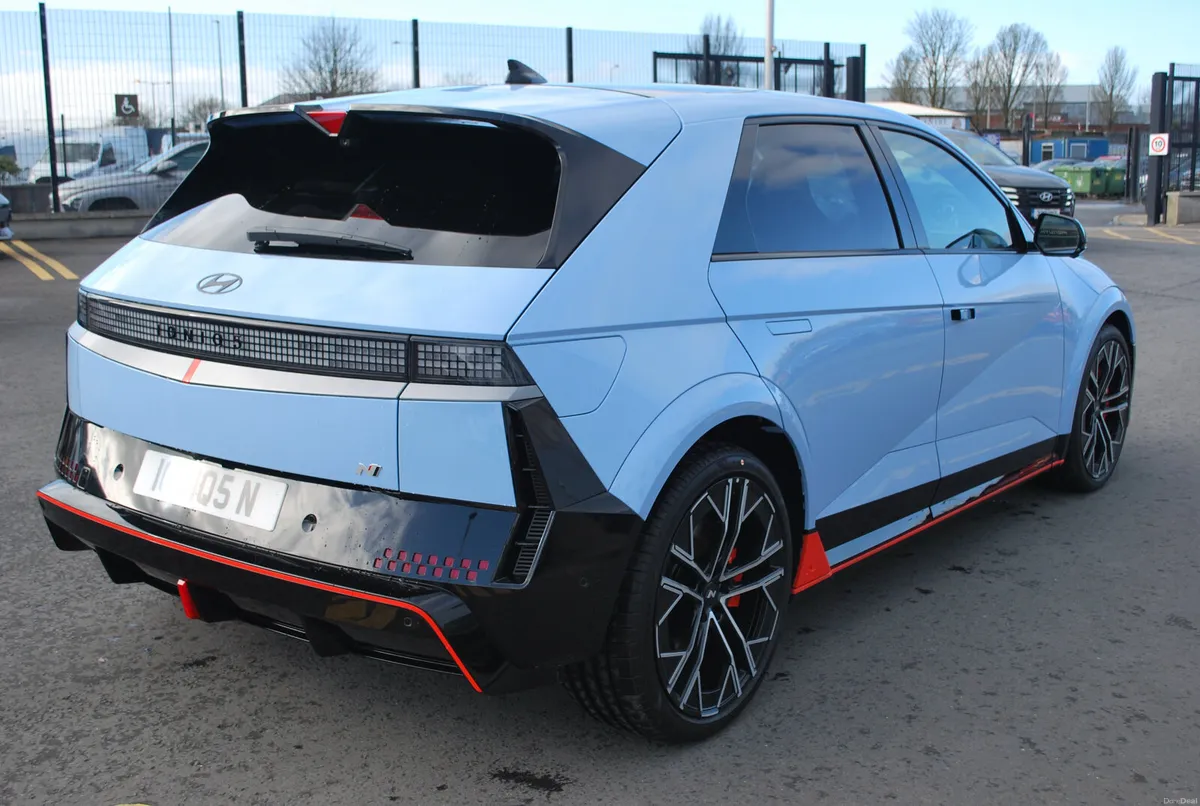 Ioniq 5 N 650BHP Performance Blue - Image 5