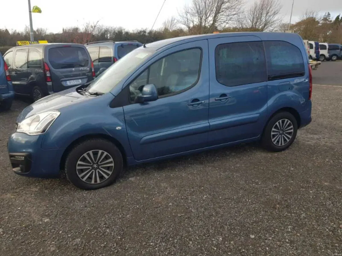 Wheelchair Car Peugeot Partner Horizon Tepee - Image 4