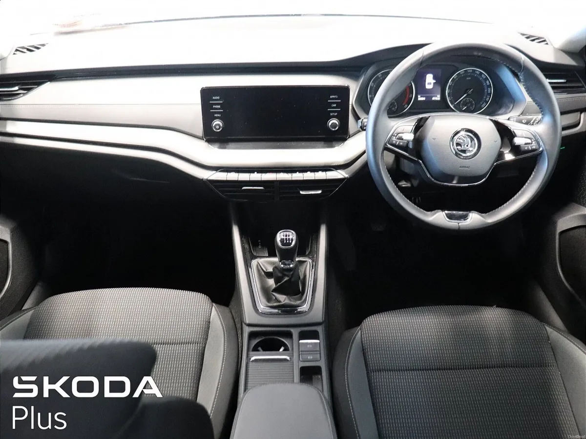 Skoda Octavia 1.0 TSI AMBITION - Image 2