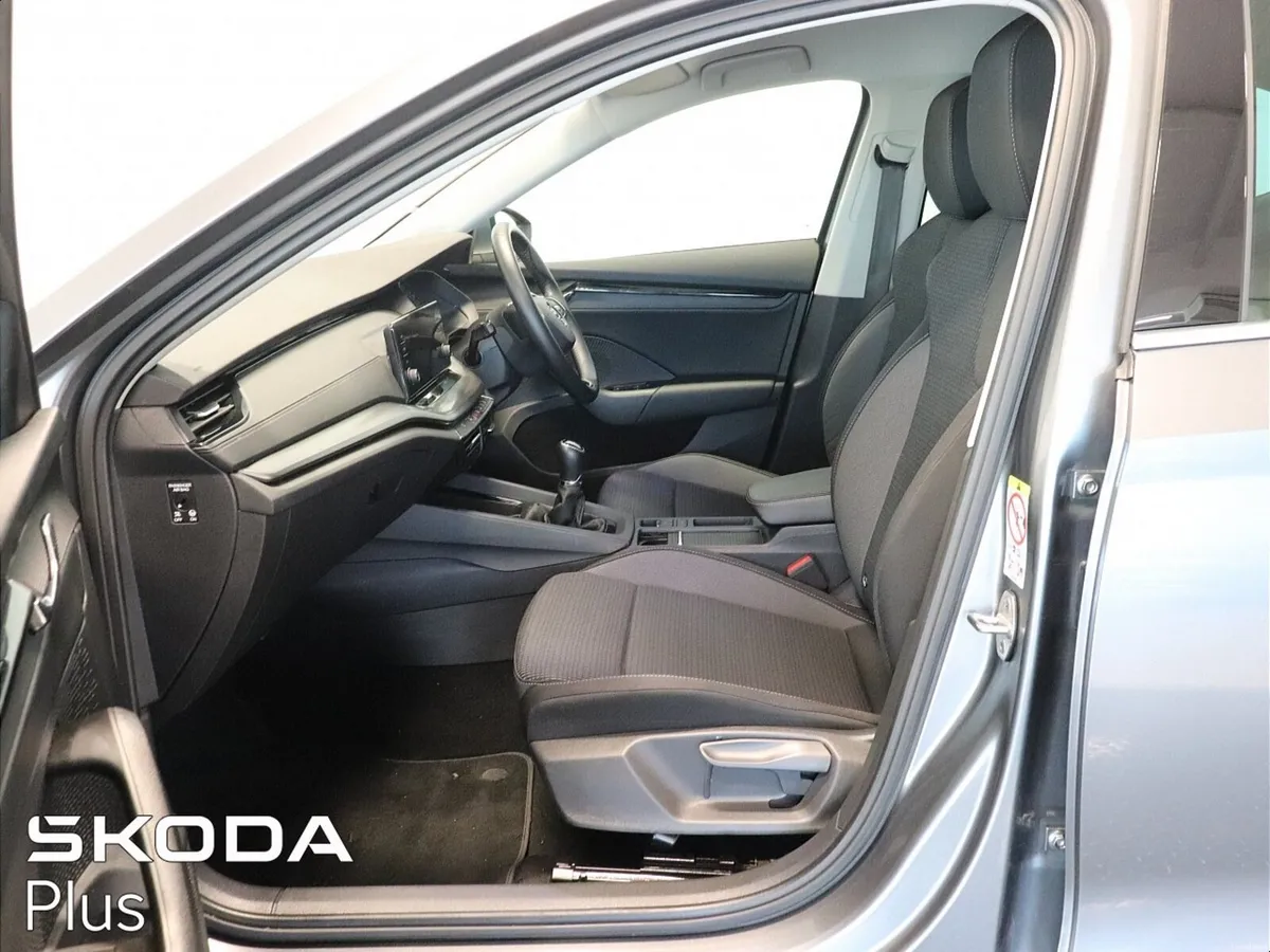 Skoda Octavia 1.0 TSI AMBITION - Image 4