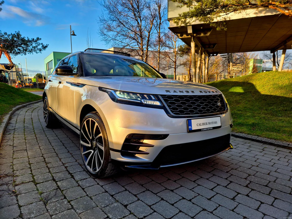 Range Rover Velar R-Dynamic Sliding Roof - Image 1