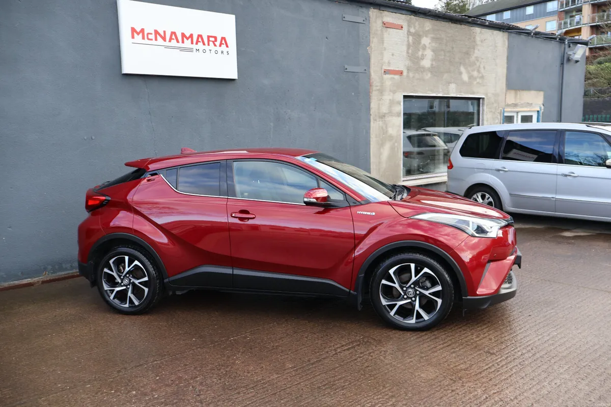 Toyota C-HR - Image 2