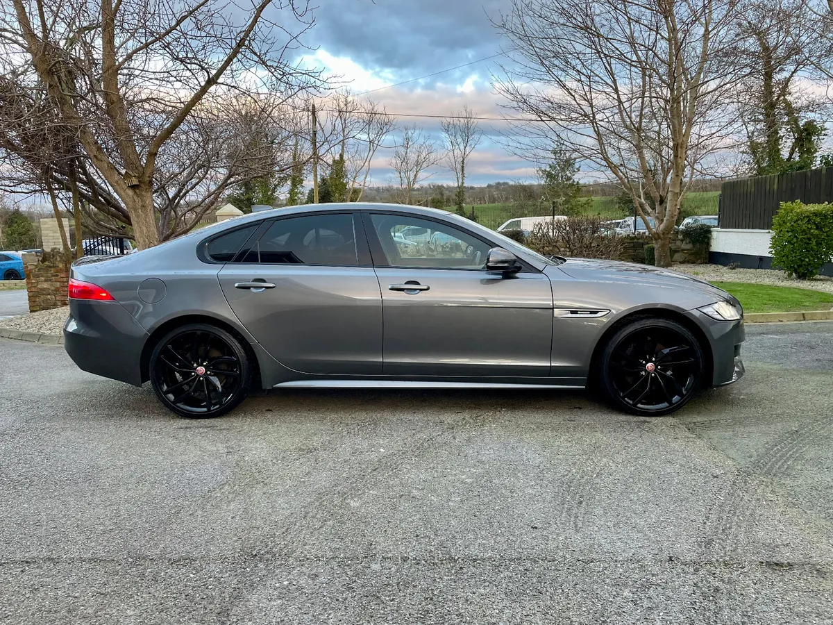 2018 JAGUAR XF R-SPORT **NEW CHAINS**181*MINT** - Image 2