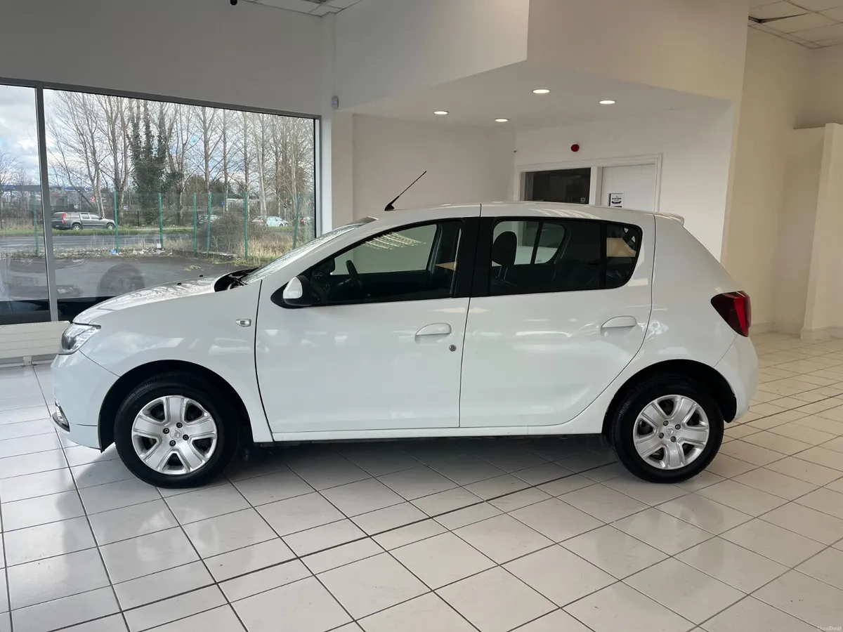 Dacia Sandero 2017 1 OWNER . ONLY 80KM'S - Image 4