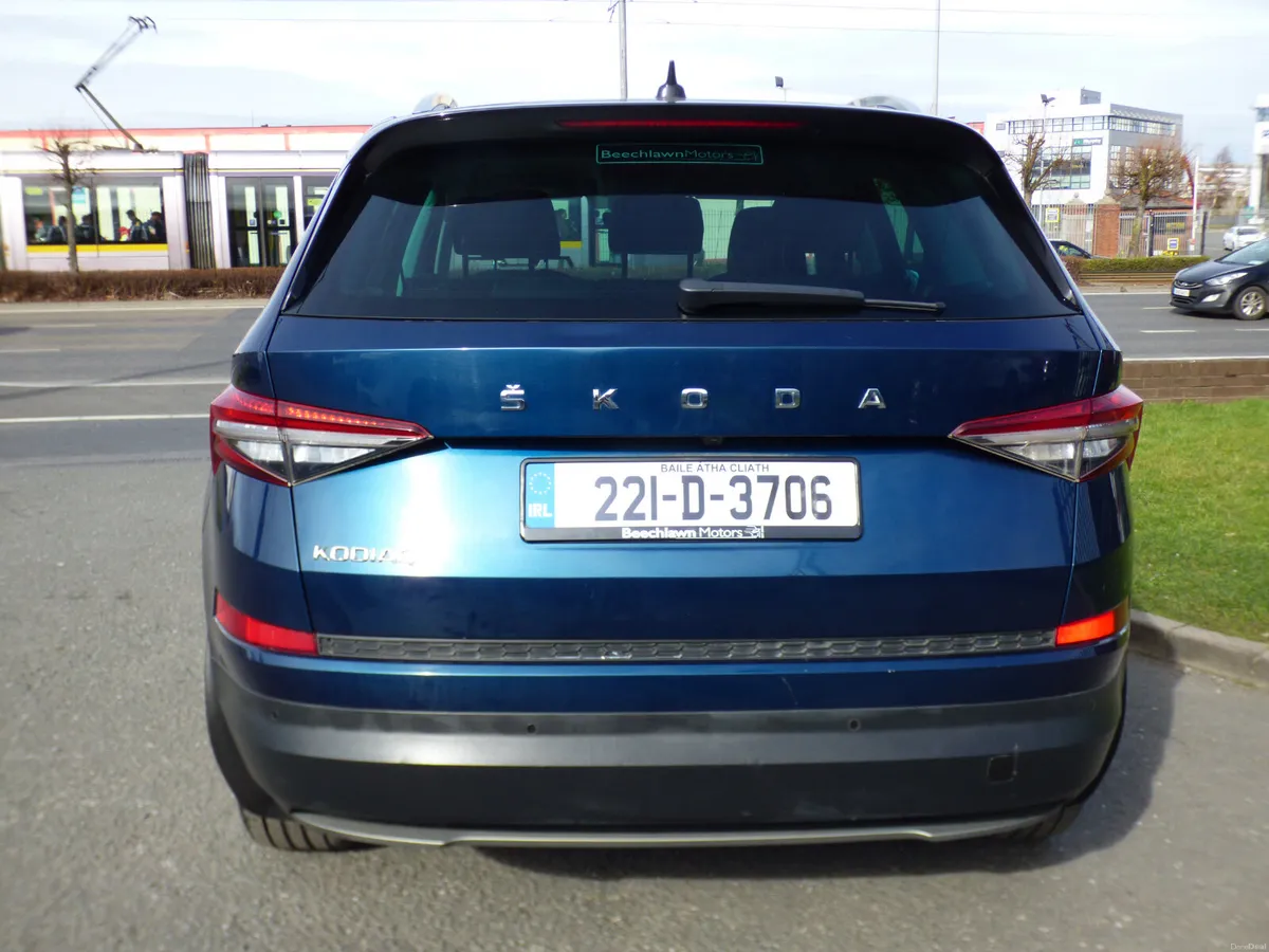 SKODA KODIAQ 2.0 TDI 150 BHP AMBITION DSG 7 SEATER - Image 4