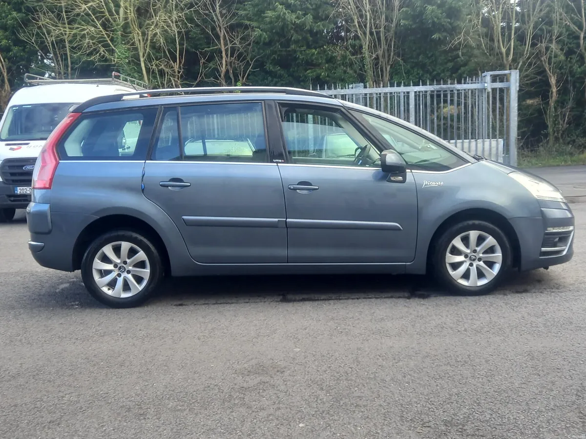New NCT Citroen C4 Picasso  7 seats - Image 3