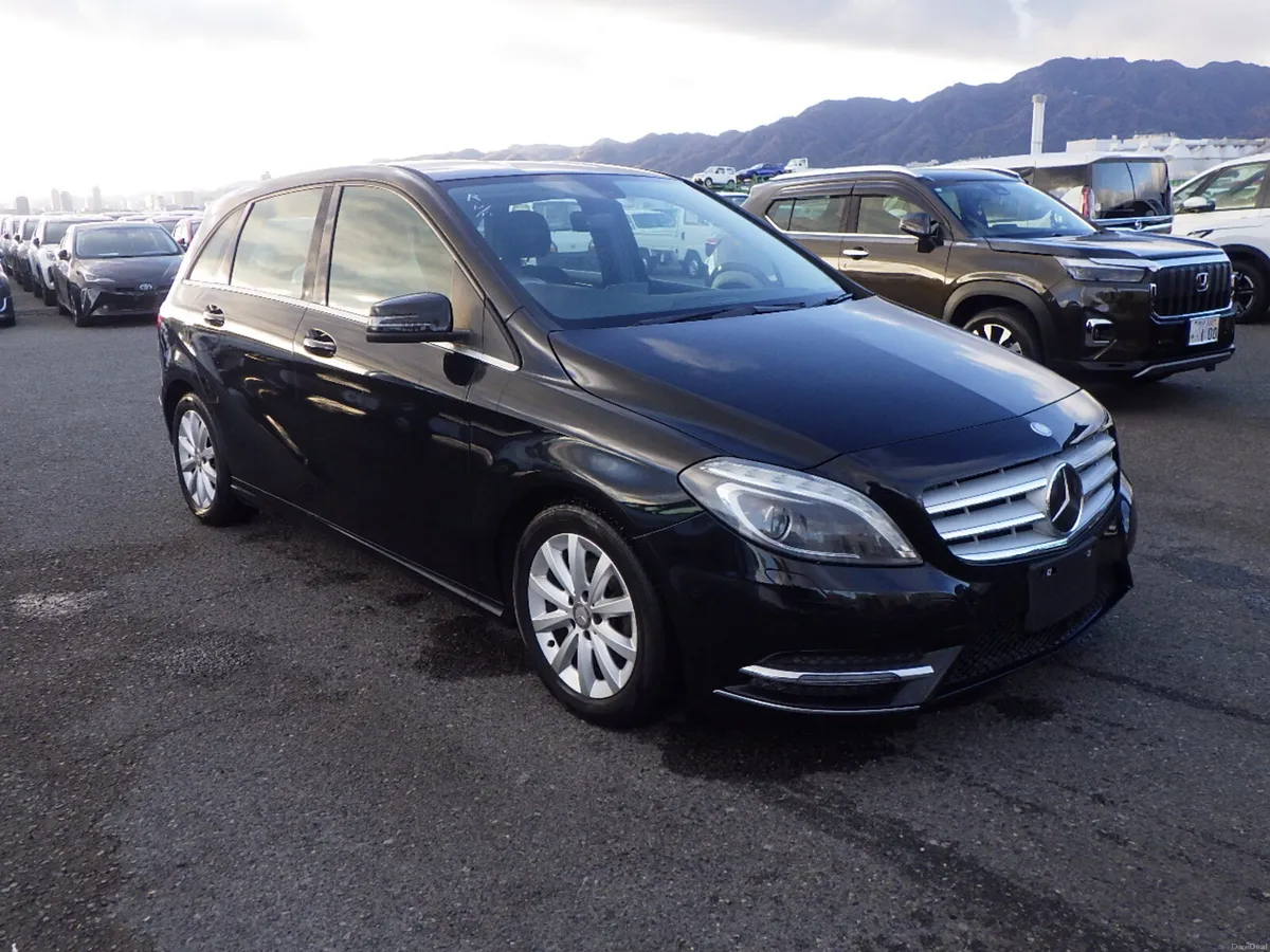 2014 Mercedes B Class B180 - Image 1
