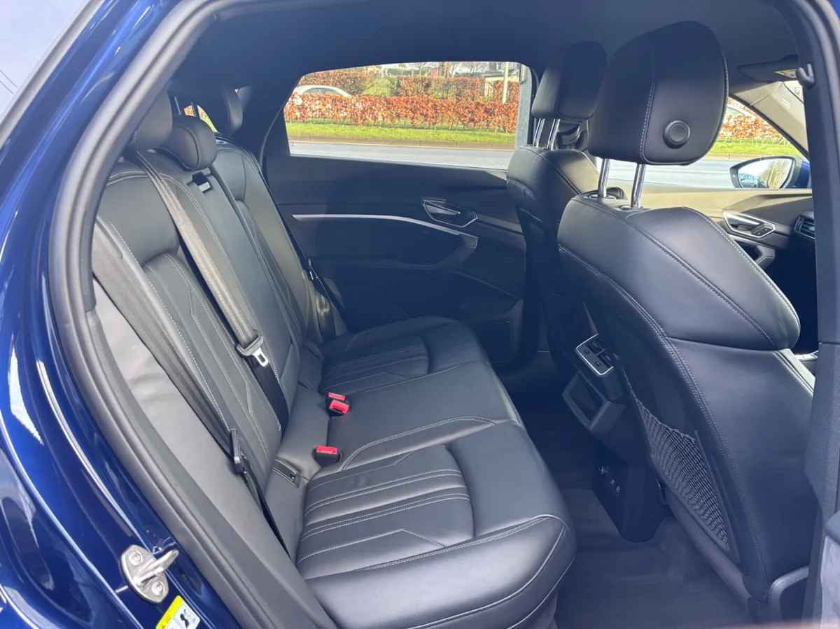 AUDI E-TRON S LINE 55 QUATTRO 95kWh BATTERY 408BHP - Image 4