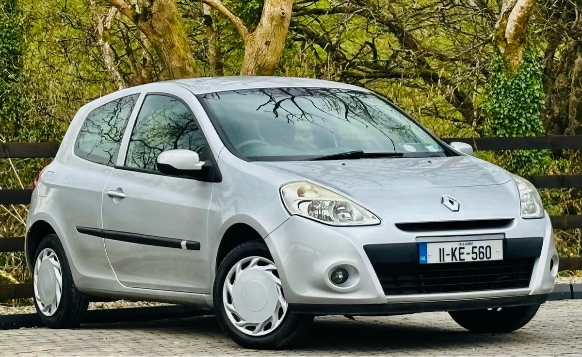 Renault Clio - Image 1