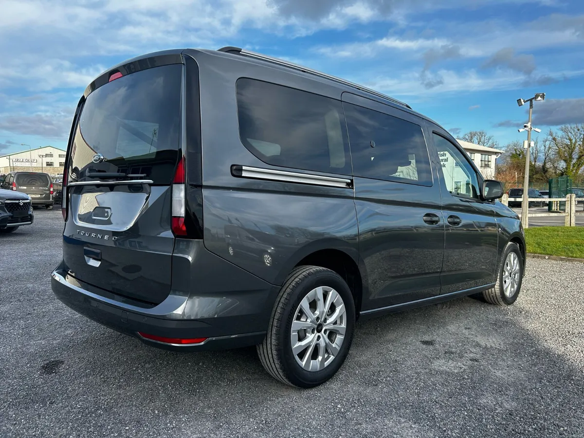 262 Wheelchair Car - Image 6