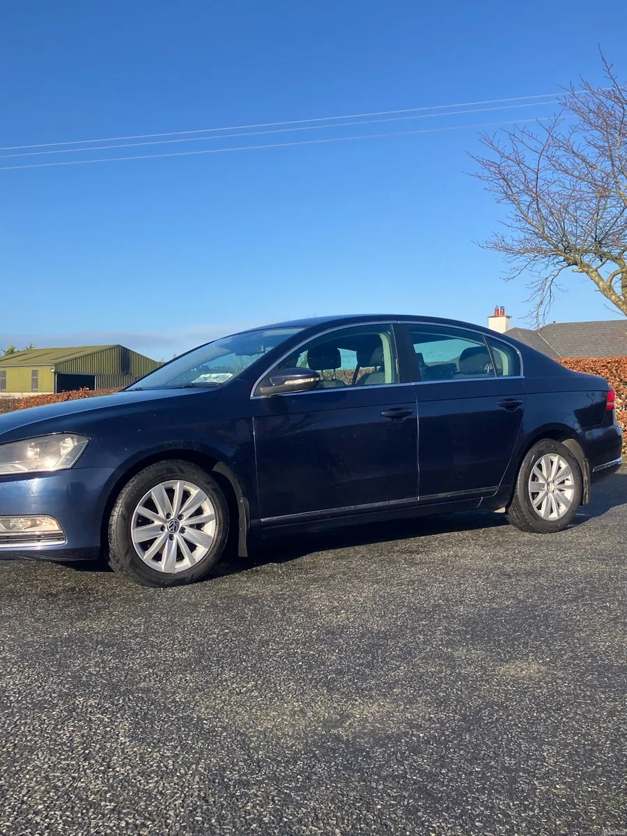 2013 Volkswagen Passat Automatic NCT and Taxed - Image 4