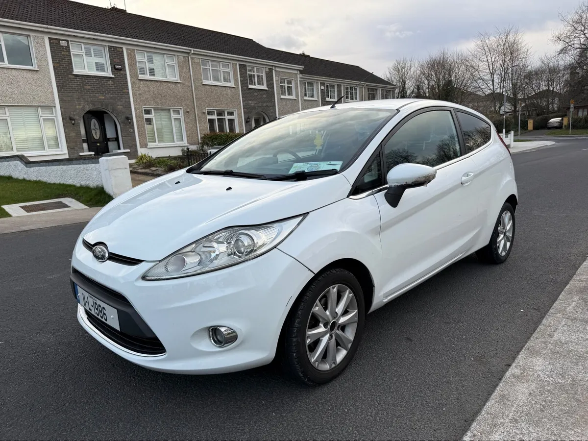 Ford Fiesta 2011 Zetec 1.25 - Image 3