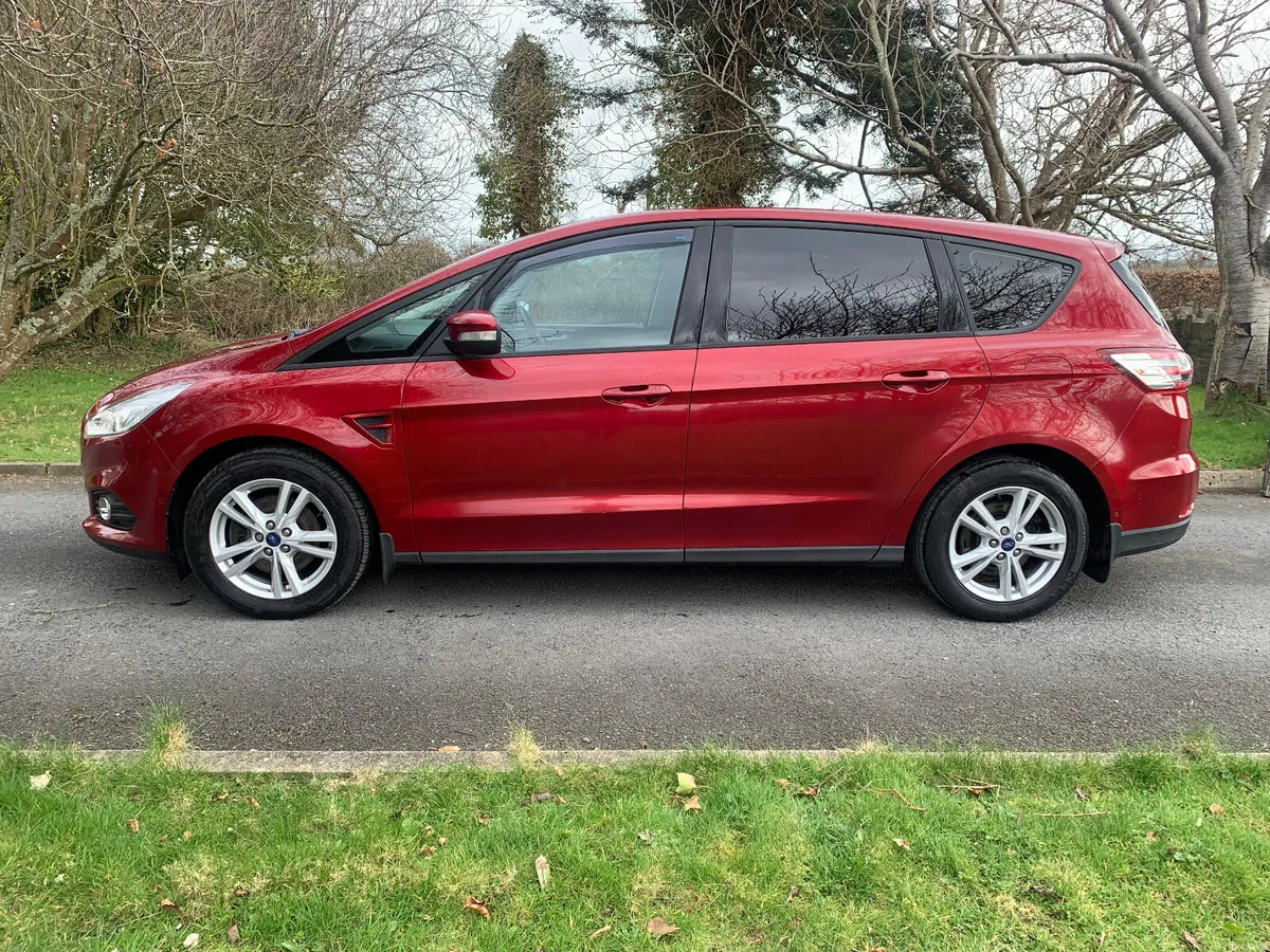 Ford S-Max 2017 7 Seater 2.0Tdci - Image 2