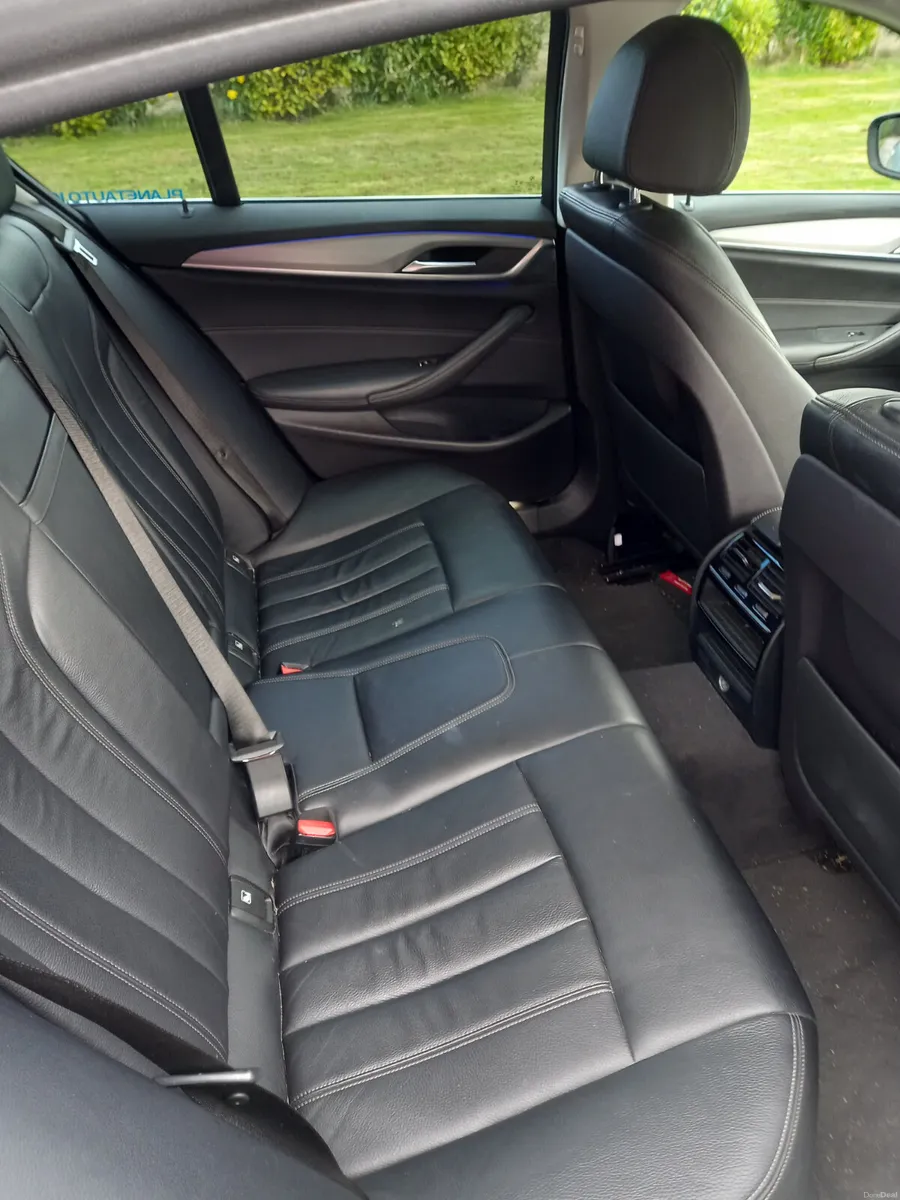 2018 BMW 5-Series 4 Wheel Drive Automatic - Image 4