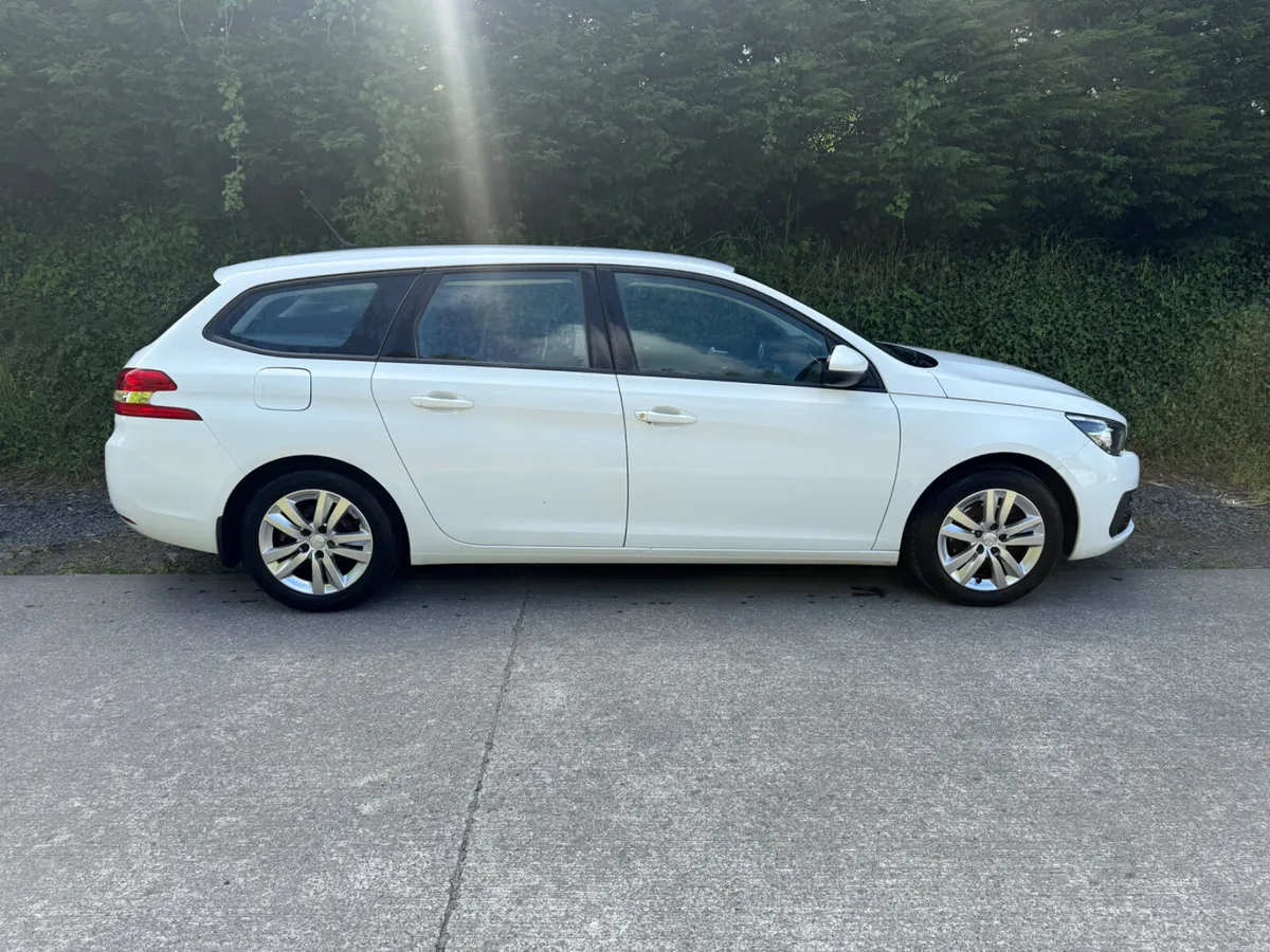 Peugeot 308 2018 1.5 HDI EST - Image 3