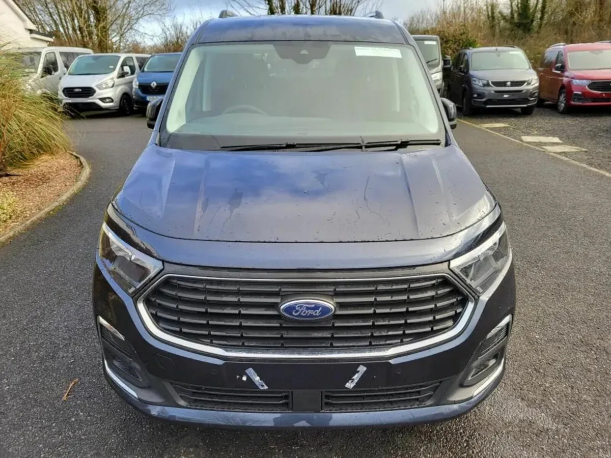 Wheelchair Accessible SWB Ford Tourneo - Image 3