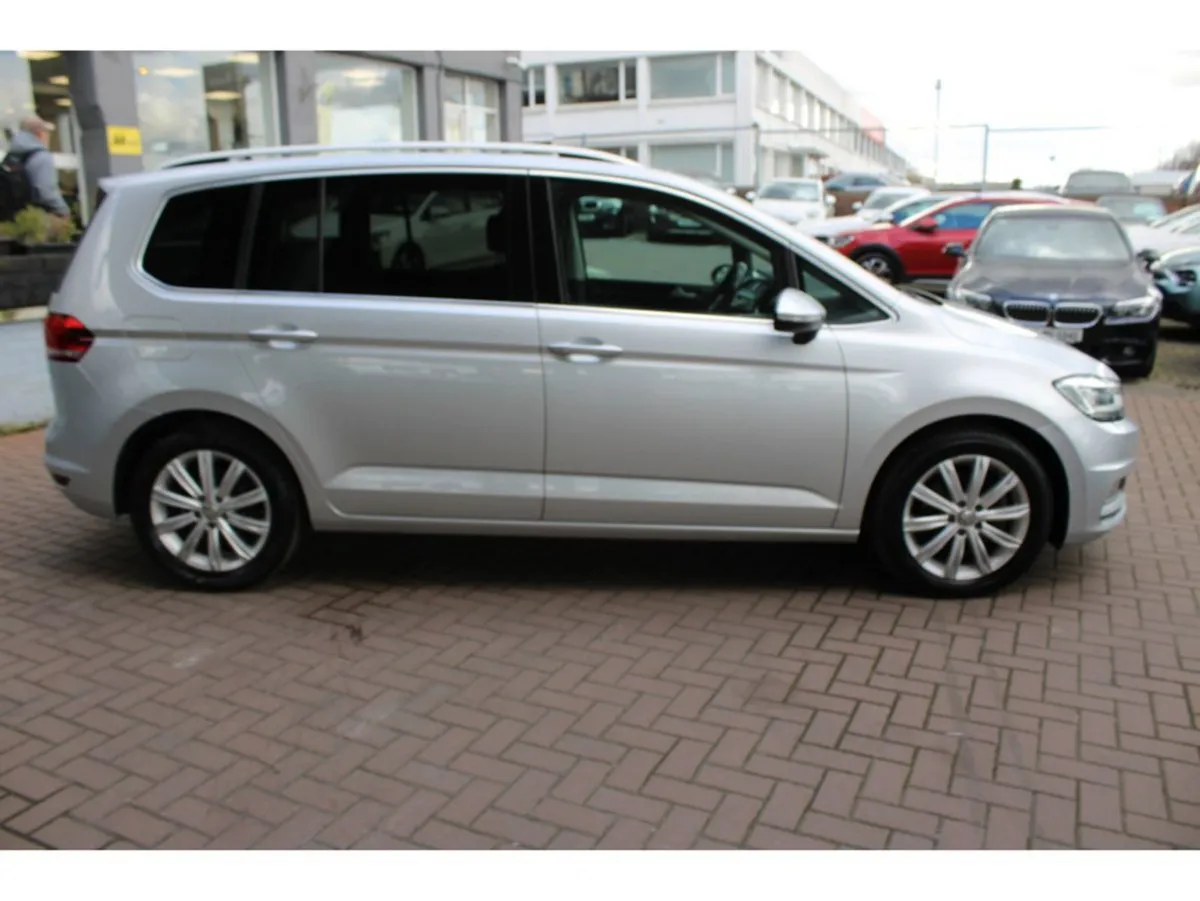Volkswagen Touran 1.4tsi Highline 7 Seater MPV Au - Image 3