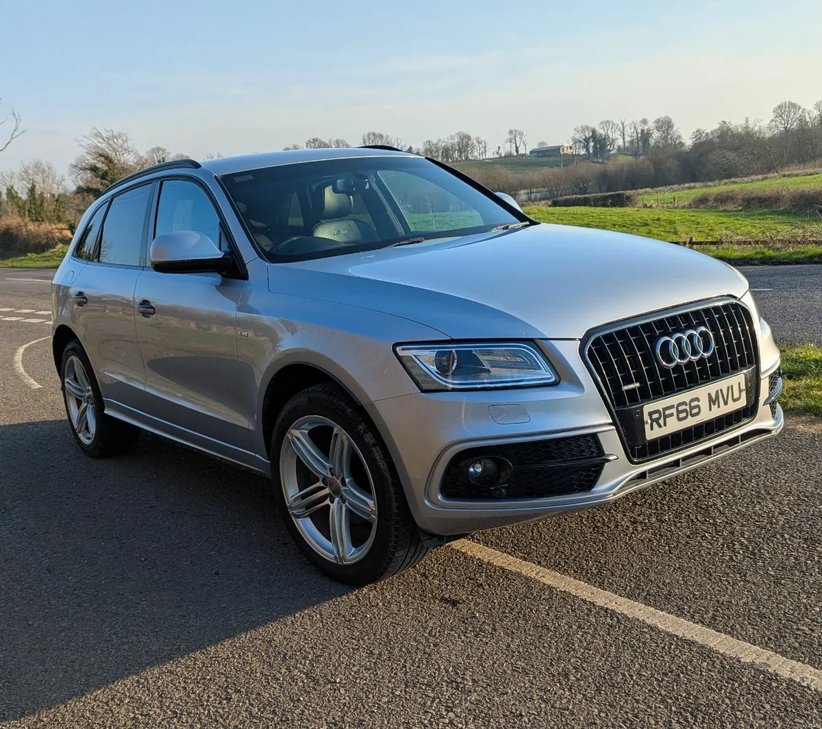 Audi Q5 S line Auto - Image 1
