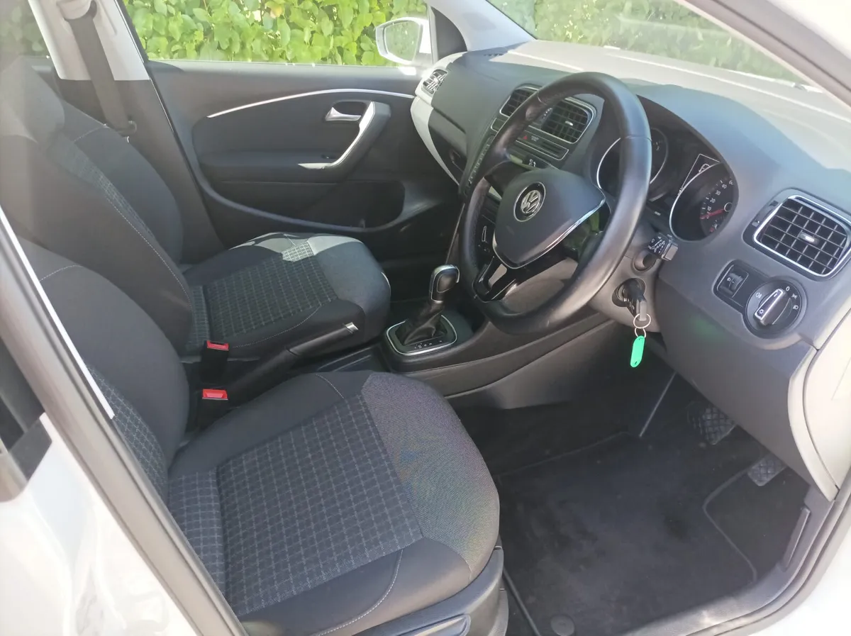 Volkswagen Polo 1.2 TSI Comfortline, 2016 - Image 3