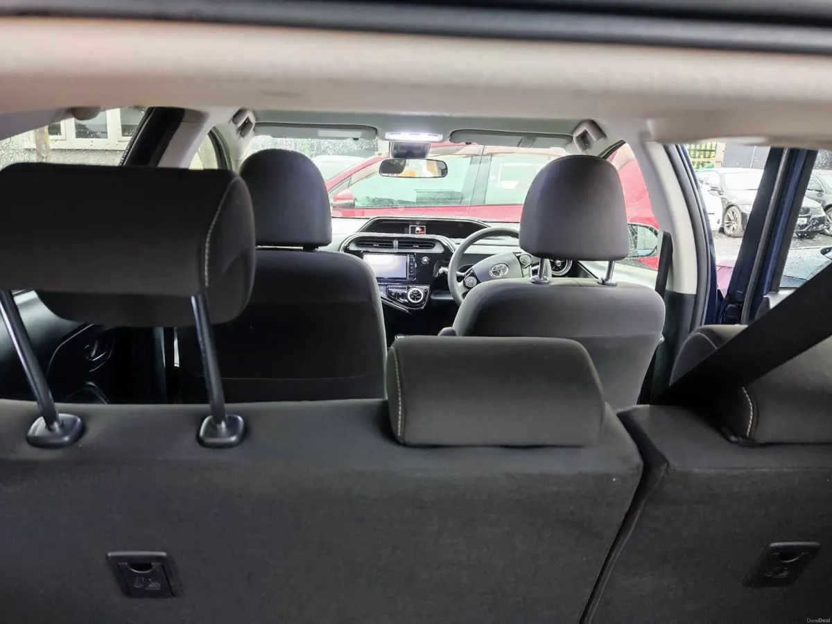 Toyota Aqua HIGHLINE only 15985 KMs - Image 3