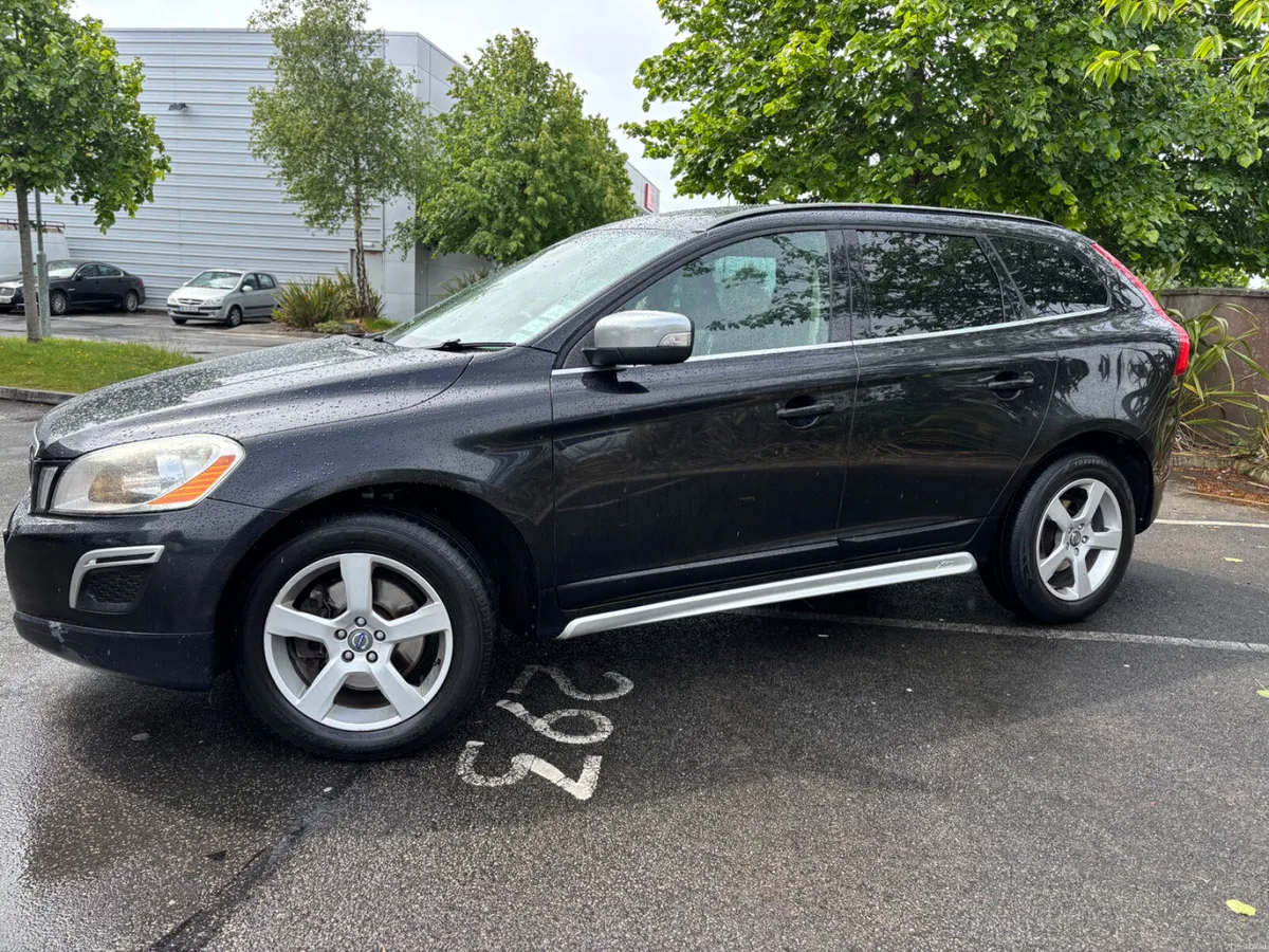 2011 Volvo XC60 2.0 D3 ~ R ~ Design Edition - Image 2