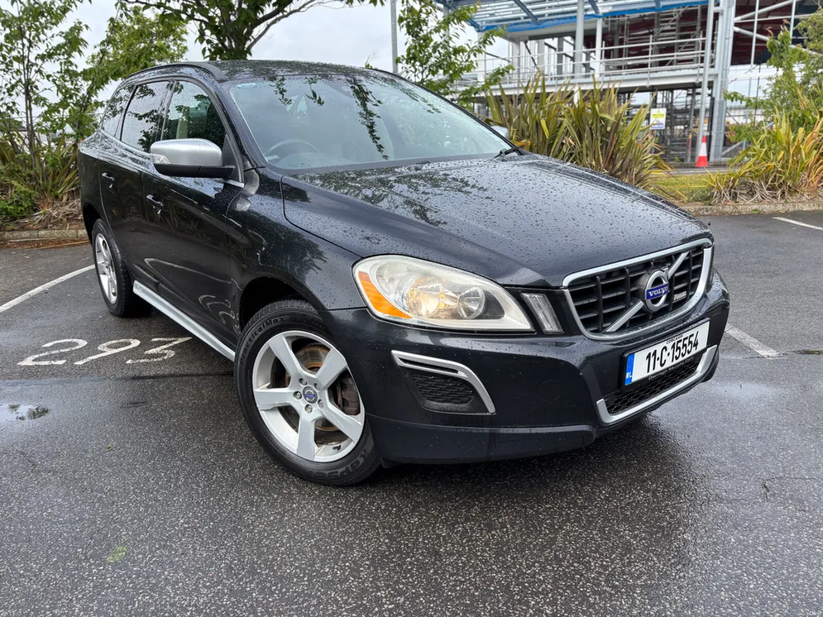 2011 Volvo XC60 2.0 D3 ~ R ~ Design Edition - Image 3
