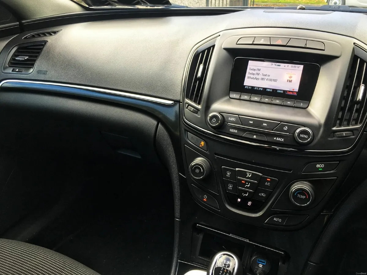 Vauxhall Insignia 2014 - SRI - LOW Mileage - Image 4