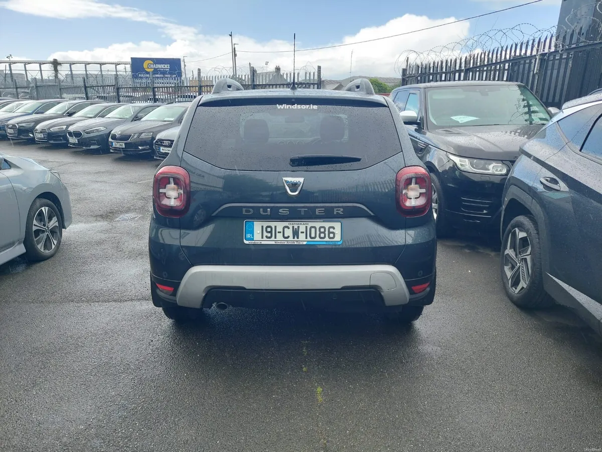 19 Dacia Duster 1.5 Diesel Rev Camera - Image 5