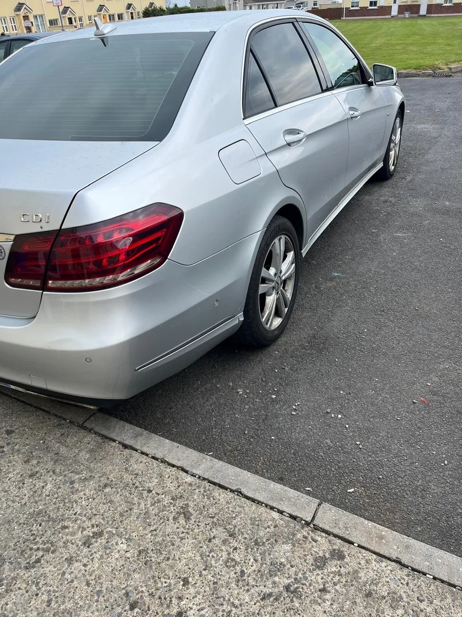 2014 Mercedes-Benz E-Class - Image 4