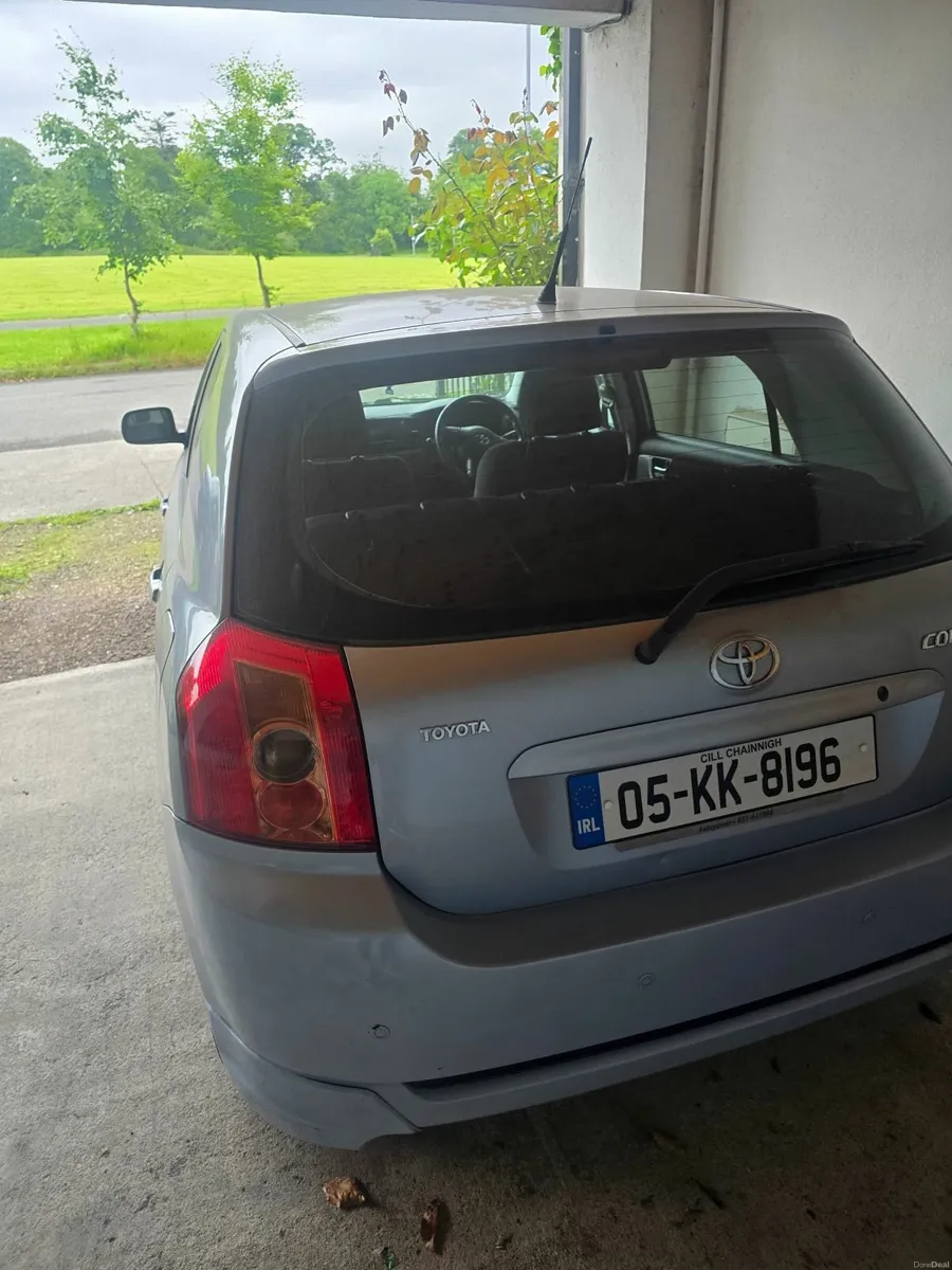 Toyota Corolla 2005 - Image 2